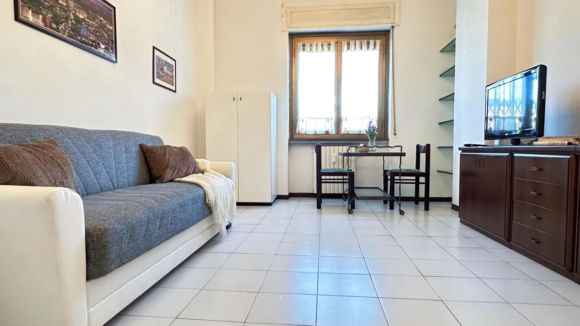 I-Host Apartment - Valsolda 3 Милан